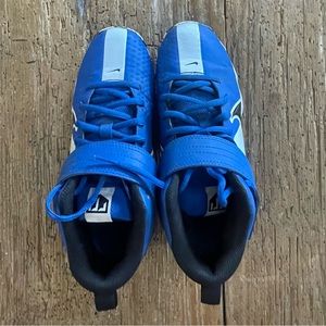Nike Trout Youth Boys baseball cleats size 4.5